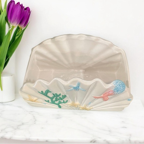 Vintage Ceramic Shell-Shaped Planter/Storage With Ocean-Themed Decorations - Picture 6 of 9